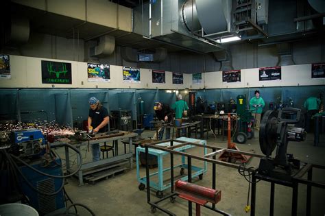 metal fabrication technical school programs|innovative fabrication school.